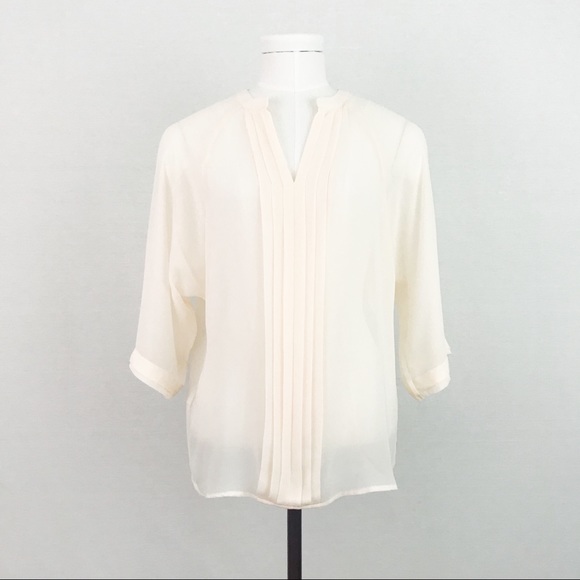 Forever 21 Tops - NWOT Sheer Pleated Blouse in Cream | Size XS
